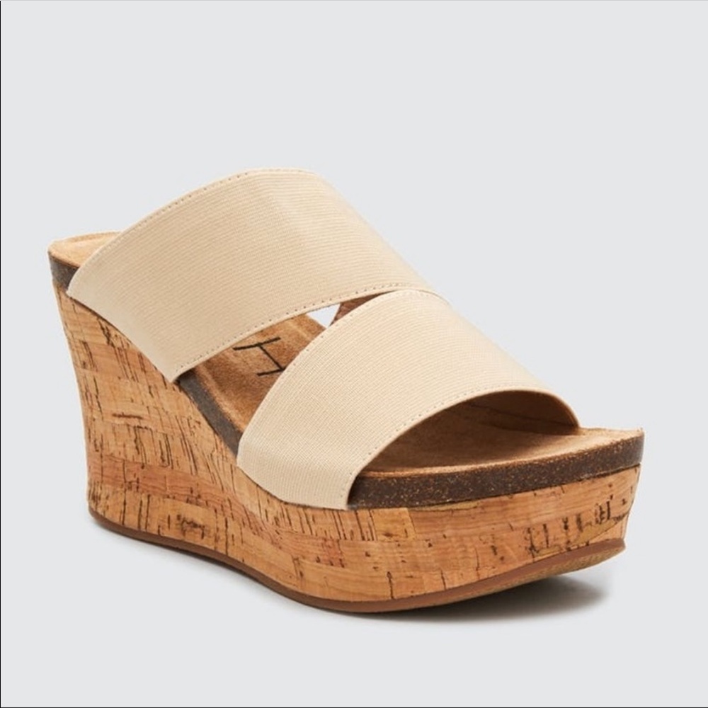 Beach by Matisse Natural Beige Bare All Slip-on Wedge Sandals